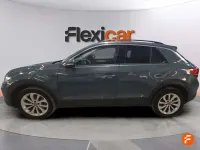 Usado VW T-Roc 110 CV (80 kW) 2024 Gris SUV