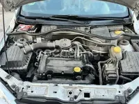 Usado Opel Corsa Edition 65 CV (47 kW) 2001 Gris / plata Utilitario