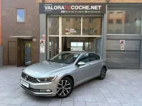 Usado VW Passat Advance 150 CV (110 kW) 2015 Gris Berlina