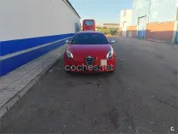 Usado Alfa Romeo Giulietta Progression 140 CV (102 kW) 2011 Rojo Utilitario