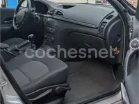 Usado Renault Laguna III Authentique 110 CV (80 kW) 2007 Gris / plata Berlina