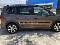 Usado VW Touran 140 CV (102 kW) 2011 Marrón Monovolumen