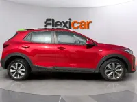 Usado Kia Stonic 101 CV (74 kW) 2021 Rojo SUV