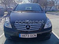 Usado Mercedes B180 109 CV (80 kW) 2008 Negro Monovolumen