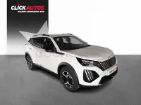 Usado Peugeot 2008 Allure 100 CV (73 kW) 2023 Blanco SUV