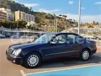 Usado Mercedes E240 Classic 177 CV (130 kW) 2003 Azul Berlina