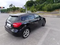 Usado Mercedes A180 Urban 109 CV (80 kW) 2014 Negro Berlina