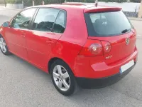 Usado VW Golf V GT 140 CV (102 kW) 2008 Rojo Utilitario