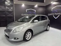 Usado Toyota Verso Active 132 CV (97 kW) 2012 Gris / plata Monovolumen