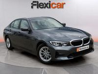 Usado BMW 318 151 CV (111 kW) 2021 Gris Familiar
