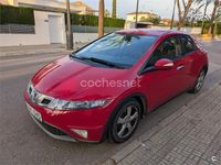 Usado Honda Civic Trend 100 CV (73 kW) 2010 Rojo Berlina