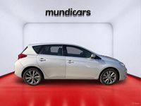 Usado Toyota Auris Hybrid Advance 136 CV (100 kW) 2013 Plateado Berlina