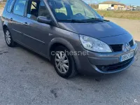 Usado Renault Grand Scénic II Dynamique 105 CV (77 kW) 2008 Gris / plata Monovolumen