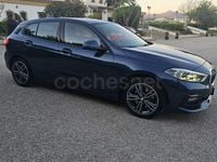 Usado BMW 118 150 CV (110 kW) 2022 Azul Utilitario