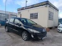 Usado Peugeot 308 90 CV (66 kW) 2008 Negro Berlina