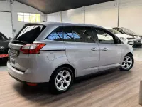 Usado Ford Grand C-Max Trend 115 CV (84 kW) 2011 Gris / plata Monovolumen