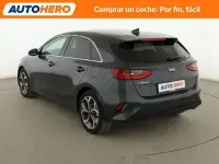Usado Kia Ceed 100 CV (73 kW) 2018 Gris Utilitario
