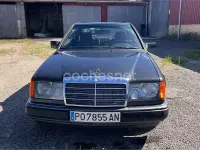Usado Mercedes E300 231 CV (169 kW) 1992 Negro Berlina