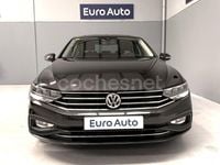 Usado VW Passat Executive 120 CV (88 kW) 2020 Gris / plata Berlina