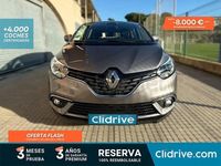 Usado Renault Grand Scénic IV Zen 150 CV (110 kW) 2019 Gris / plata Monovolumen