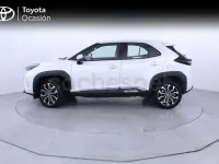 Usado Toyota Yaris Cross Active 116 CV (85 kW) 2022 Blanco SUV