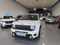 Usado Jeep Renegade Night Eagle 140 CV (102 kW) 2019 Blanco SUV