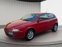Usado Alfa Romeo 147 Distinctive 105 CV (77 kW) 2003 Blanco Utilitario