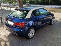 Usado Audi A1 Attraction 90 CV (66 kW) 2013 Azul Utilitario