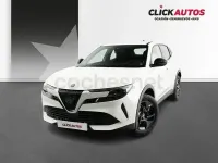 Usado Alfa Romeo Junior 136 CV (100 kW) 2025 Blanco SUV