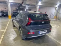 Usado Hyundai Bayon 80 CV (58 kW) 2024 Gris SUV