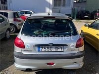 Usado Peugeot 206 75 CV (55 kW) 2003 Gris / plata Berlina