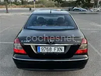 Usado Mercedes E280 Avantgarde 190 CV (139 kW) 2007 Negro Berlina