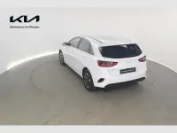 Usado Kia Ceed 101 CV (74 kW) 2025 Blanco Utilitario