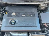 Usado Seat Ibiza 75 CV (55 kW) 2003 Gris / plata Utilitario