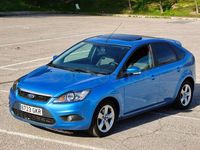 Usado Ford Focus Titanium 109 CV (80 kW) 2010 Azul Berlina