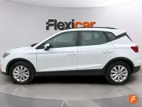 Usado Seat Arona Style 110 CV (80 kW) 2024 Blanco SUV
