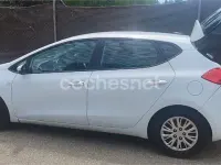 Usado Kia Ceed GT 90 CV (66 kW) 2015 Blanco Berlina