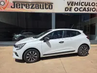Begagnad Renault Clio V Intens 85 HK (62 kW) 2021 Vit Sedan