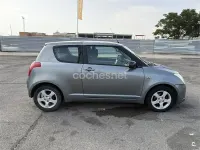 Usado Suzuki Swift GLX 92 CV (67 kW) 2006 Gris / plata Utilitario