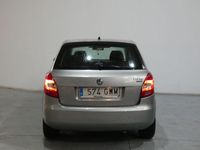 Usado Skoda Fabia Style 105 CV (77 kW) 2010 Gris Utilitario