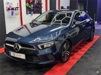 Usado Mercedes A180 116 CV (85 kW) 2022 Azul Berlina