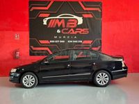 Usado VW Passat Advance 140 CV (102 kW) 2005 Negro Familiar
