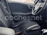 Usado Volvo V40 Momentum 120 CV (88 kW) 2016 Azul Berlina