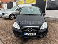 Usado Mercedes A180 Elegance 109 CV (80 kW) 2010 Negro Monovolumen