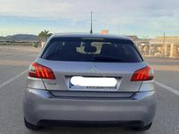 Usado Peugeot 308 Allure 130 CV (95 kW) 2020 Gris