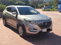 Usado Hyundai Tucson 131 CV (96 kW) 2018 Gris / plata SUV