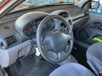 Usado Renault Clio II 100 CV (73 kW) 2000