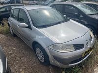Usado Renault Mégane II Dynamique 130 CV (95 kW) 2007 Gris / plata Berlina