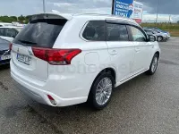 Usado Mitsubishi Outlander P-HEV 224 CV (164 kW) 2021 Blanco SUV