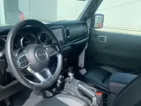 Usado Jeep Wrangler Unlimited Rubicon 380 CV (279 kW) 2023 Blanco SUV